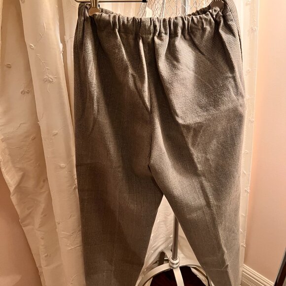 Aritzia Jimmy Pant - Picture 4 of 4